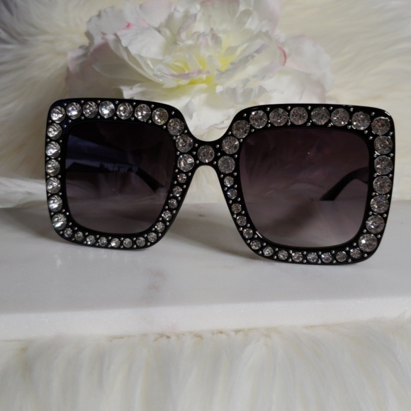 Rhinestoned Squared Butterfly Fashion Sunglasses - Picture 7 of 8